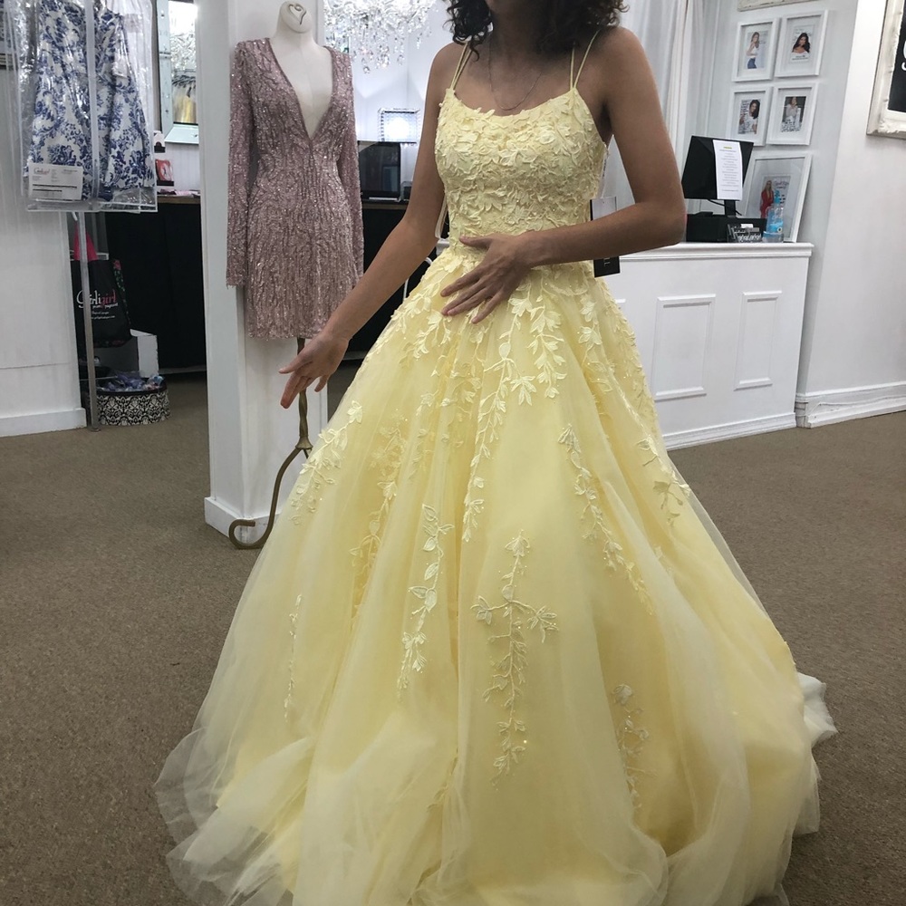 Sherri Hill Prom Dress